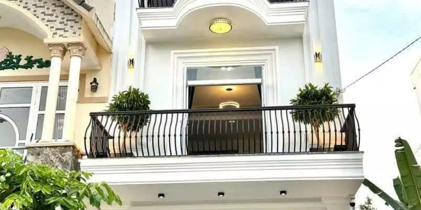 Sỡ hữu ngay nhà đẹp mặt tiền gần cầu vượt ngã ba Huế, TP. Đà Nẵng