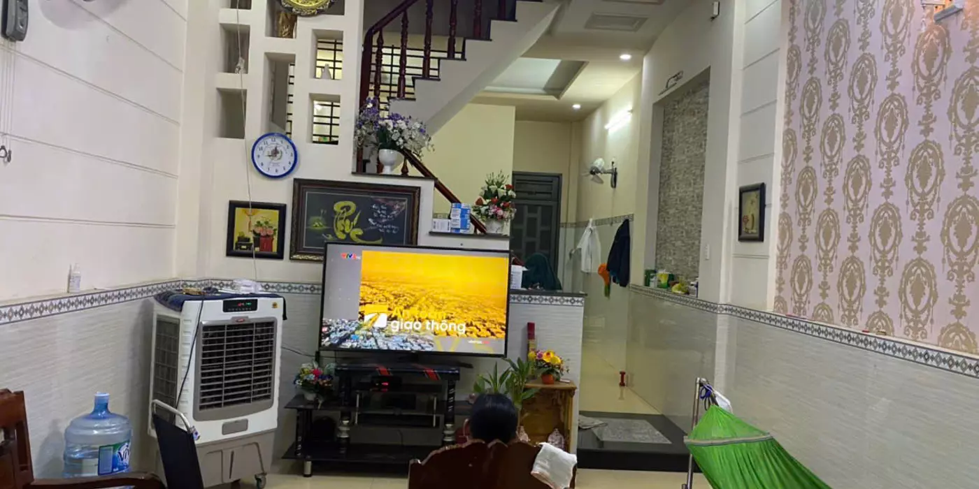 Bán nhà 1 trệt 2 lầu 4x16m giá 5 tỷ TL Đường 6m Hiệp Thành 01