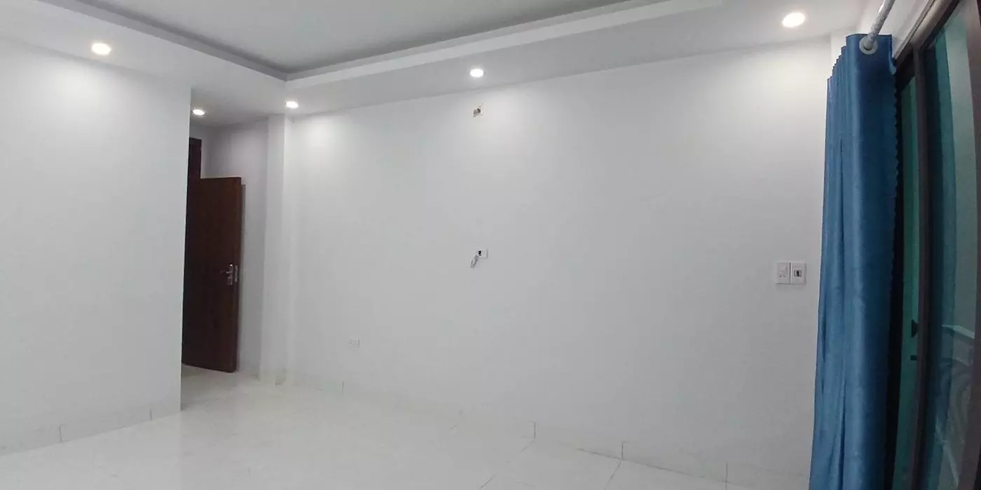 Bán nhà Phố Lụa giá 6.7 tỷ, diện tích 30m2, 5 tầng, mặt tiền 4m