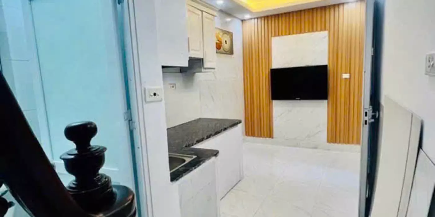 KIM MÃ- BA ĐÌNH / 5 TẦNG- GẦN PHỐ - MẶT TIỀN RỘNG 5.5M- DÂN XÂY BTCT CHẮC CHẮN - 4X TỶ