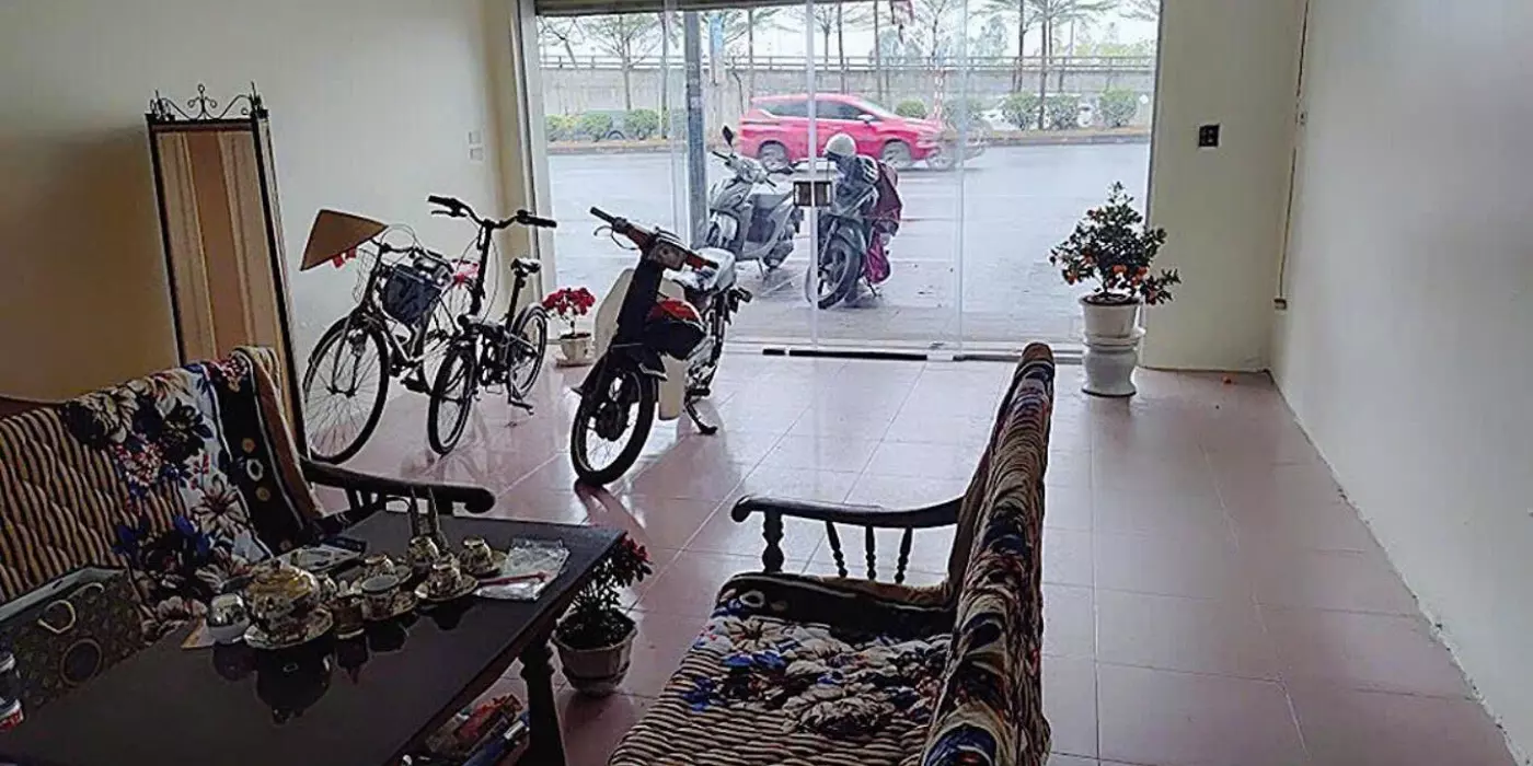 Sổ chính chủ-không qua mô giới-MẶT PHỐ  - KINH DOANH TẤP NẬP - HIẾM.