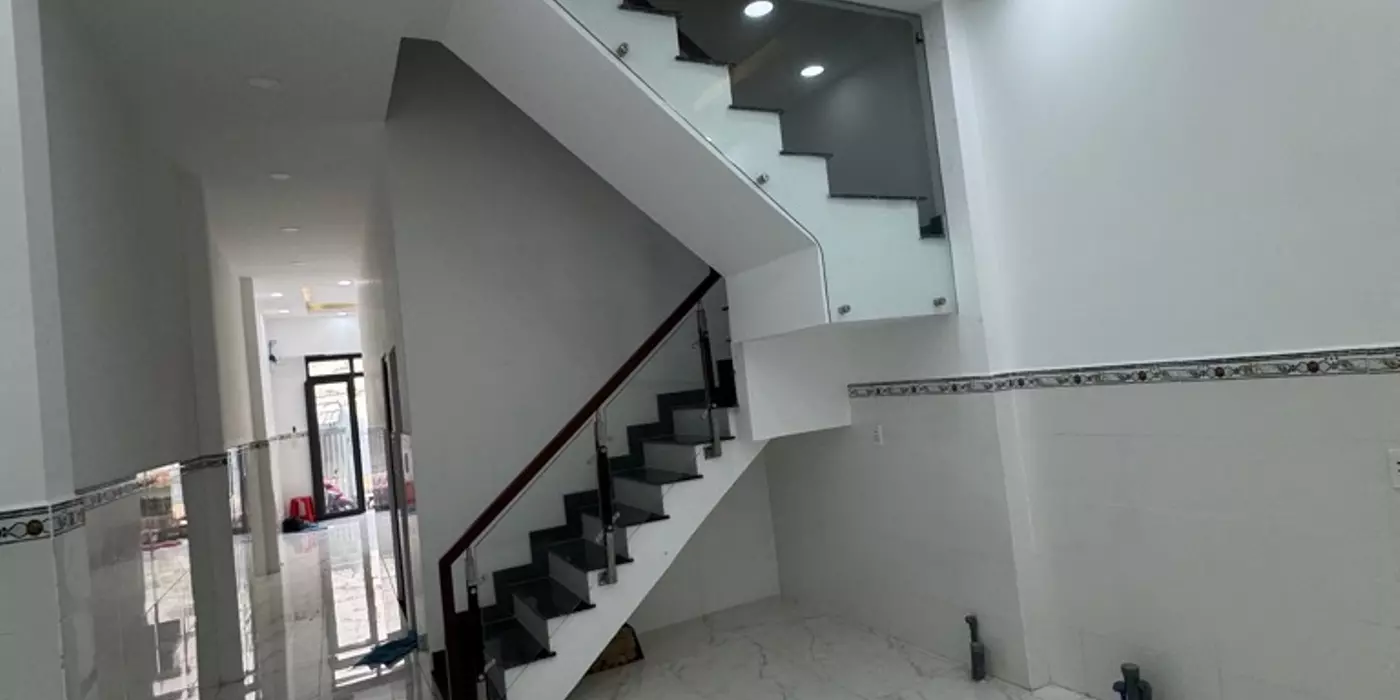 NGAY CƯ XÁ DA SÀ, KỀ BÊN TÊN LỬA AEON MALL BÌNH TÂN, 73M2, 2 TẦNG 4PN, NHÀ TỈNH LỘ 10 GIÁ HƠN 4 TỶ