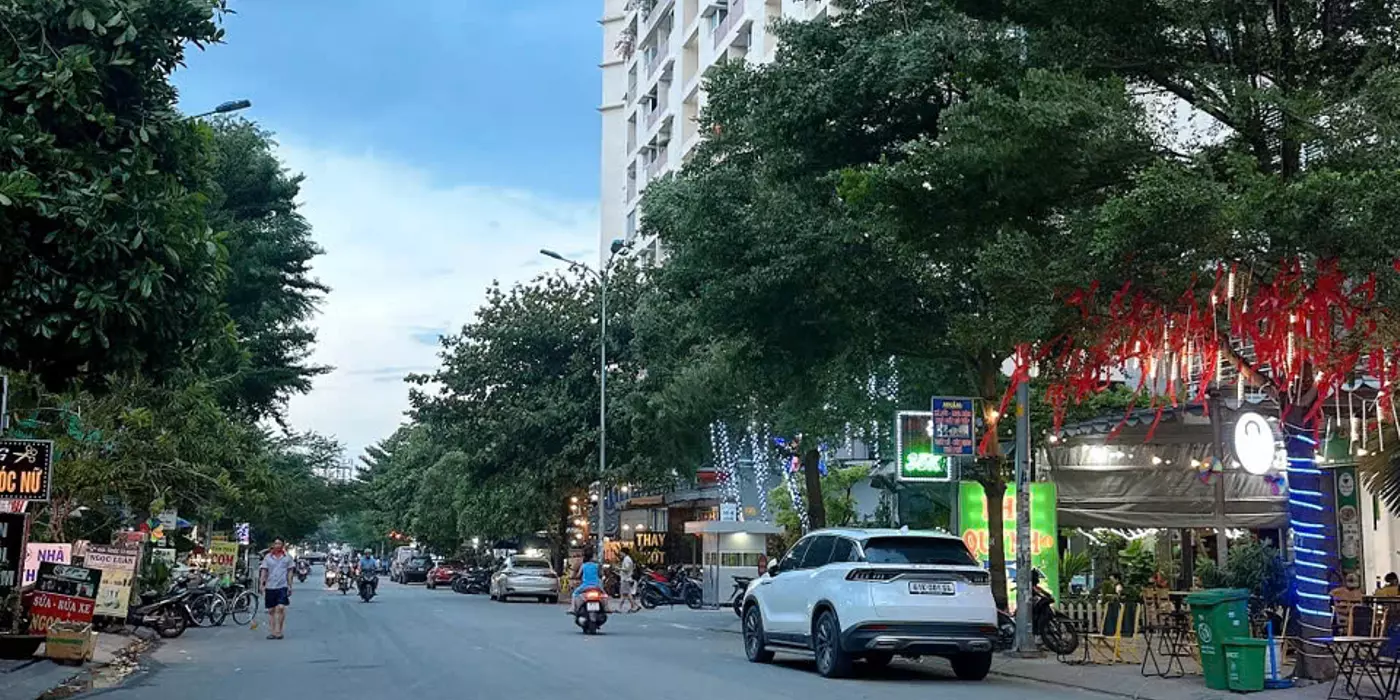 Bán nhà đẹp hẻm 237 Phạm Văn Chiêu 70m2 ngang 4.1m 4 lầu ở ngay gần CC Dream Home 7.X tỷ.