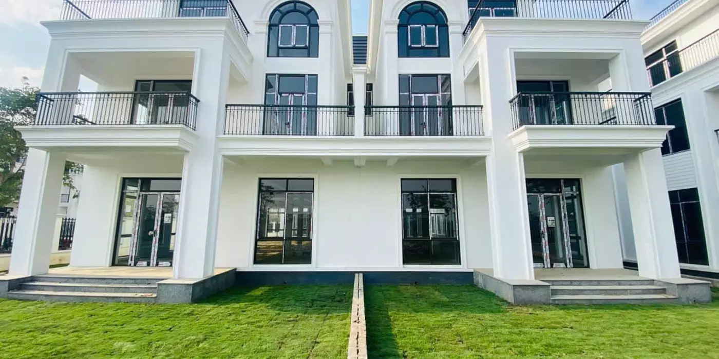 CC BÁN BT 4 TẦNG HUD MÊ LINH 323M²,MT 10M,19,5 TỶ,ÂN HẠN GỐC 6 THÁNG