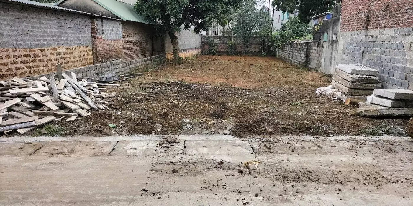 Chính chủ gửi bán lô đất sát chợ cá khu vực trung tâm chợ cá 
Xã Nam Phương Tiến, Chương Mỹ, Hà