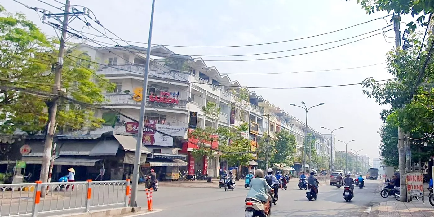 Mặt tiền Tạ Quang Bửu 4x20 đúc 5 tầng 293m2 chỉ 19 tỷ