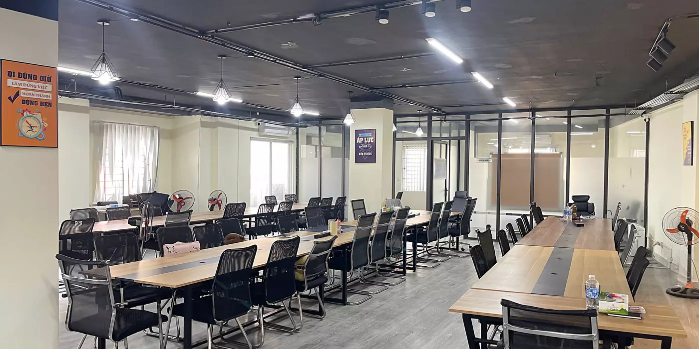 Cho thuê văn phòng tại ngõ 57 Nguyễn Hoàng, Hà Nội diện tích 200m2 giá 32tr cực đẹp
