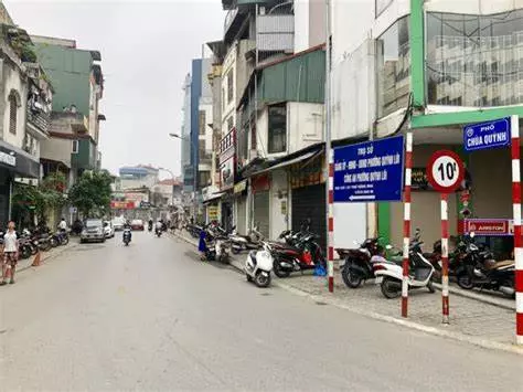 BÁN NHÀ CHÙA QUỲNH ,TRUNG TÂM HAI BÀ TRƯNG, CỰC HIẾM ,Ô TÔ 50M , FULL NỘI THẤT,- CHỈ VIỆC XÁCH