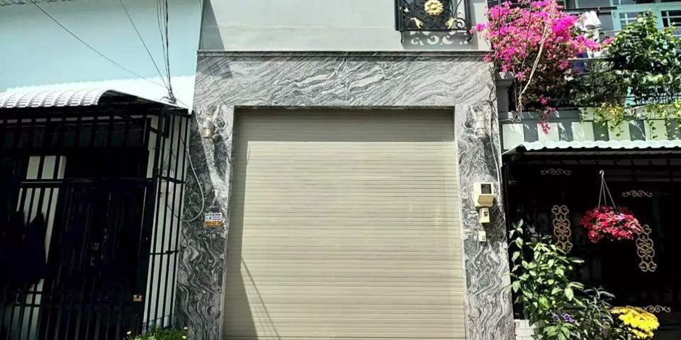 Nhà phố hẻm 2295 Huỳnh Tấn Phát, 3 tầng, chỉ 3.4 tỷ