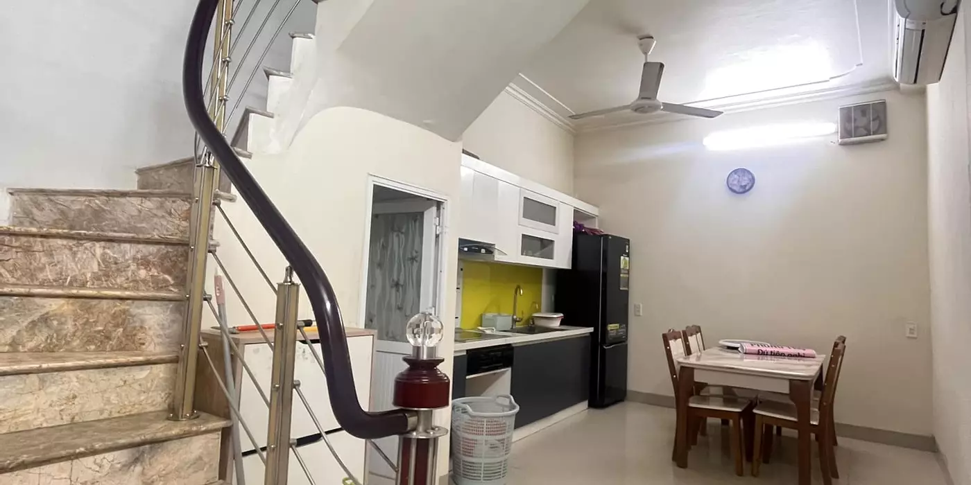 💥Mặt ngõ Kinh doanh Dịch Vọng Hậu 40m 5T, ngõ thông 3 gác, gần phố, 9.5 Tỷ💥