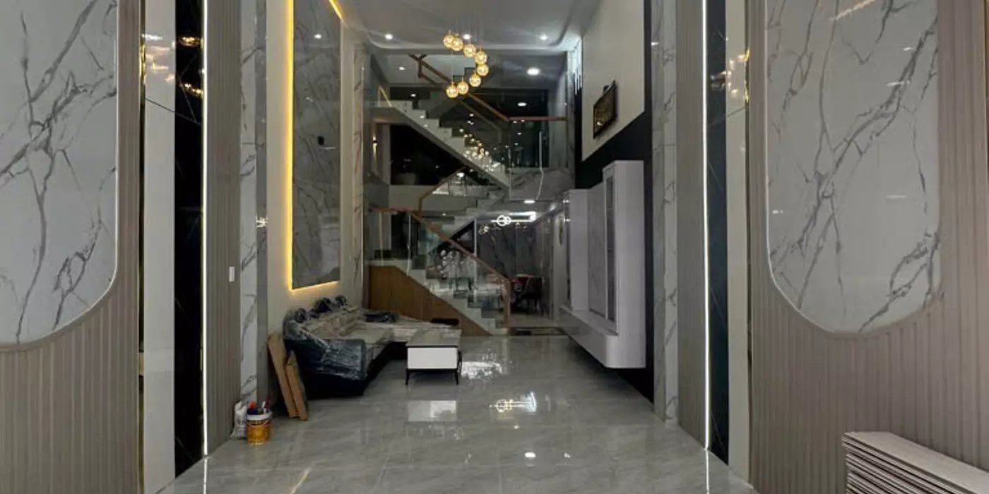 NHÀ 4 TẦNG (4x17) CÁCH MẶT TIỀN NGUYỄN THỊ BÚP 100M, Q12 GIÁ ĐẦU TƯ