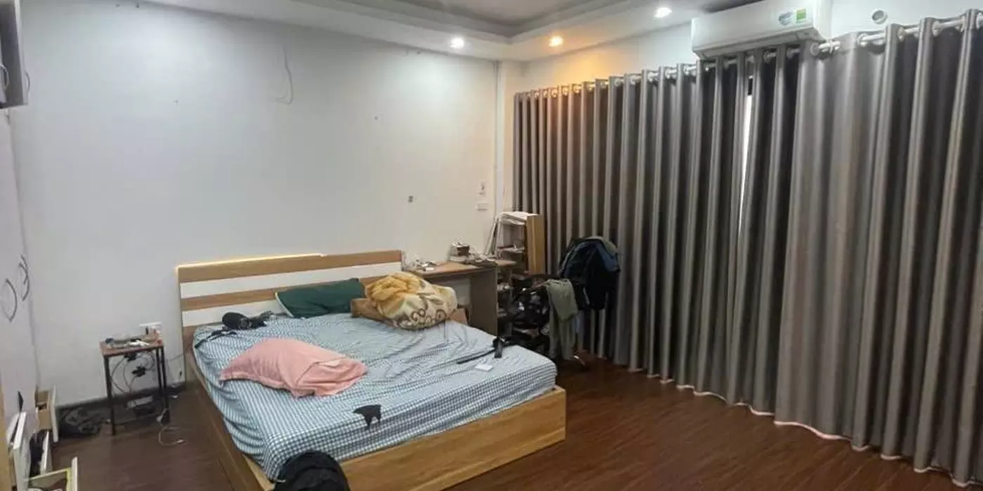 Bán nhà Trương Định giá 9.8 tỷ, diện tích 56m2, 5 tầng, mặt tiền 5.5m