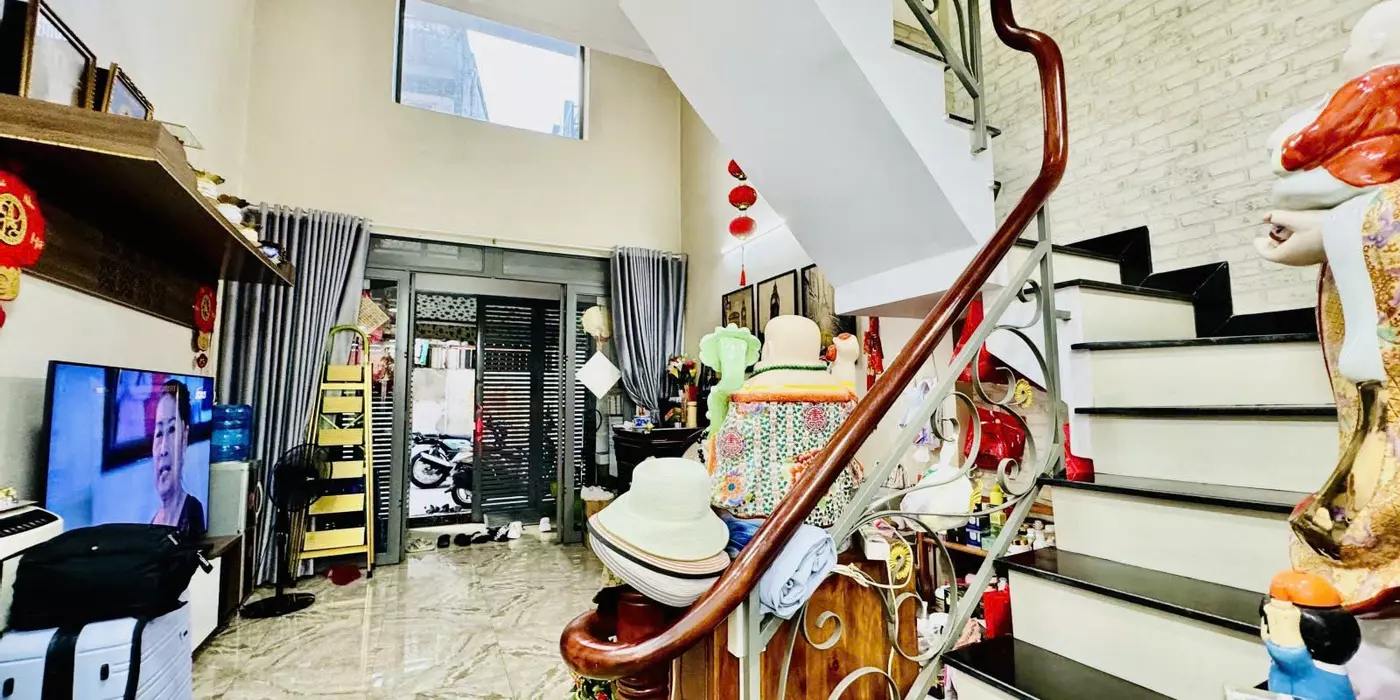 Bán nhà HXH Âu Dương Lân 42m2 5 tầng Phường 3 quận 8 chỉ nhỉnh 6 tỷ