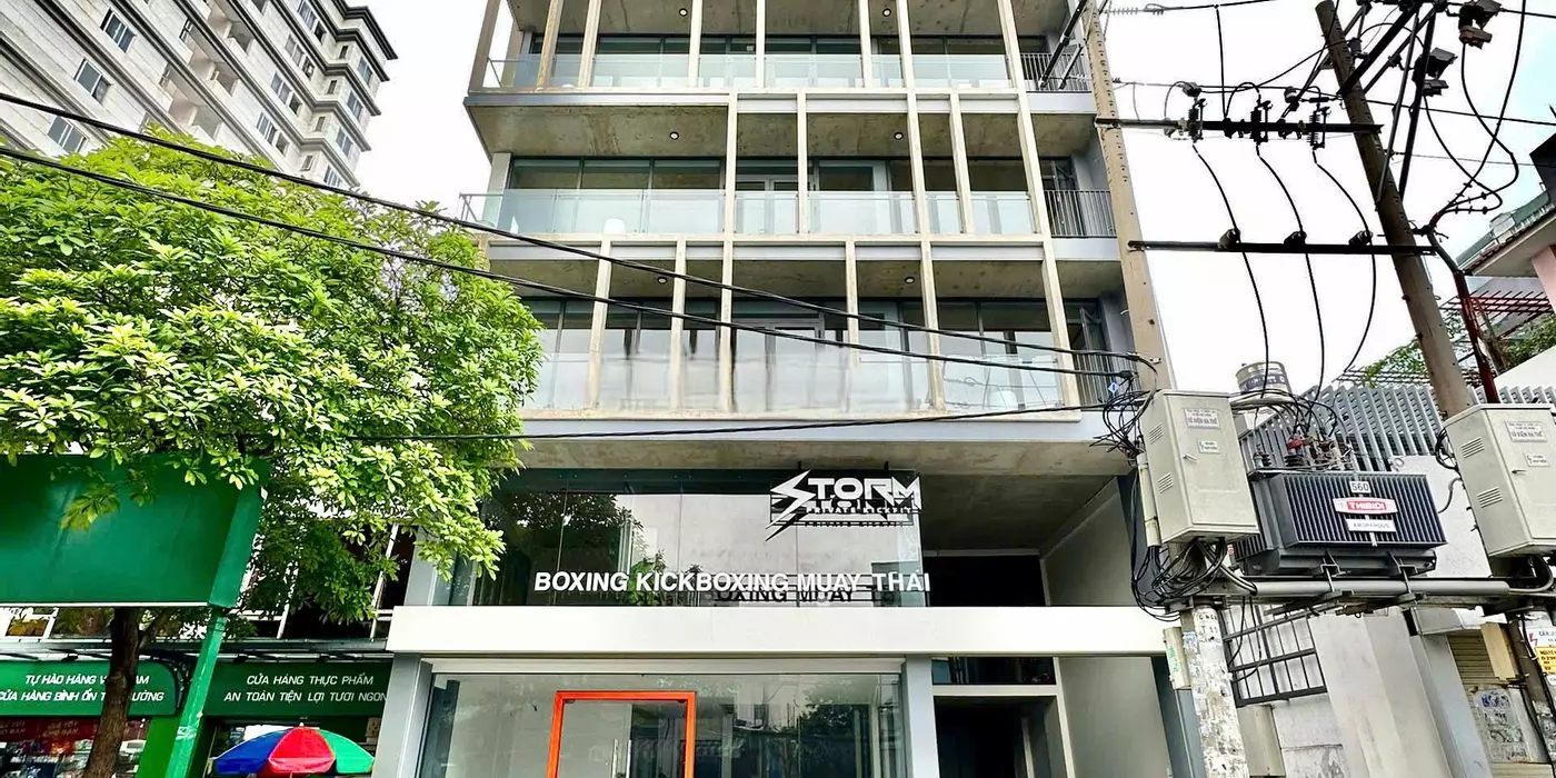 Cho thuê tòa nhà Mặt tiền Nguyễn Hồng, Gò Vấp_Diện tích thương mại: 1.400m2. Gía 365 triệu