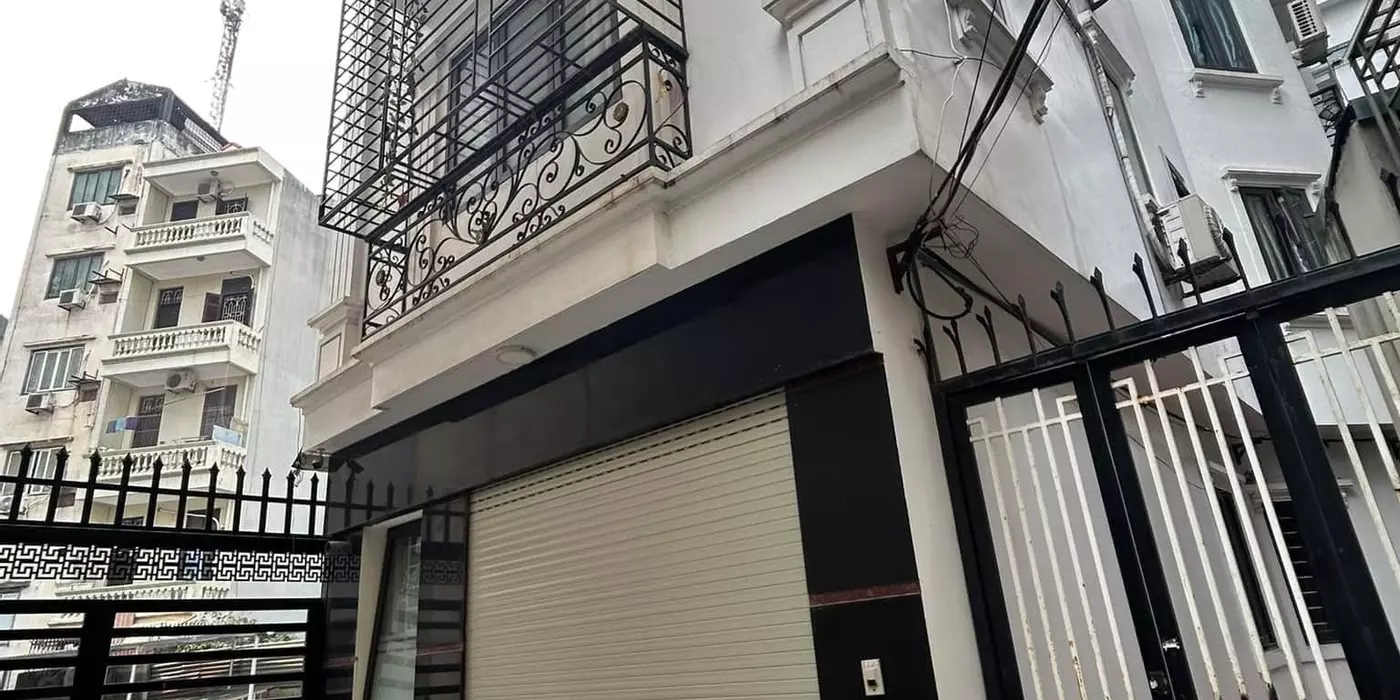 🏡NHÀ ĐẸP LÔ GÓC 3 MẶT THOÁNG - DÂN XÂY - NGÕ  RỘNG CÁCH PHỐ HỒ TÙNG MẬU 50m.