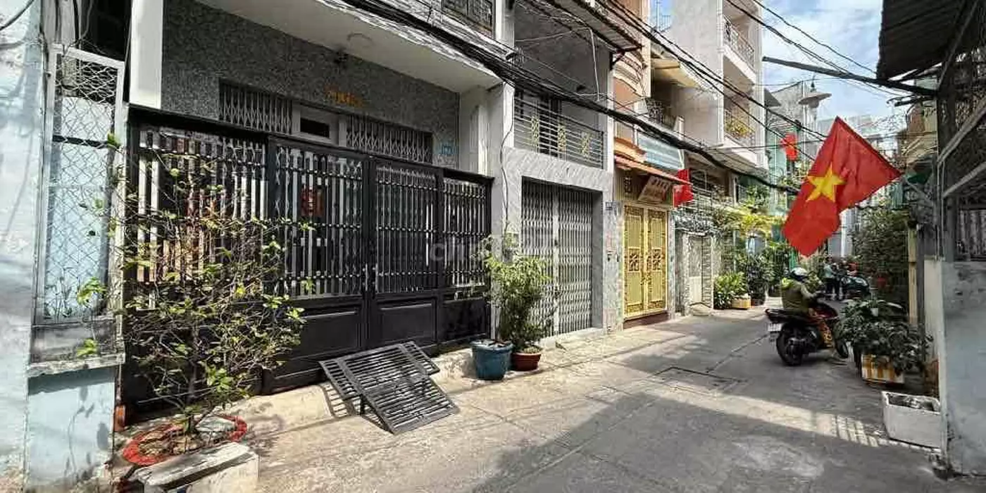 Nhà 2 tầng ngay Metro Bình Thái, 66m2, đường Nam Hoà, nhỉnh 4 tỷ