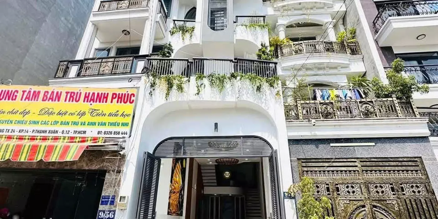 Bán nhà 4 tầng (4x17)  Mặt tiền bờ kè Đường 8m Thạnh Xuân 24, Quận 12 giá tốt
