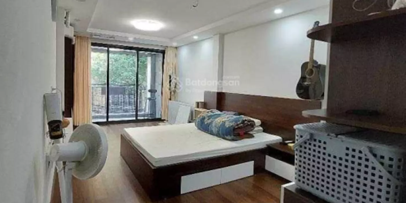 Chính chủ bán nhà ngõ phố Đỗ Nhuận 35m2 x 5T giá 6,35 tỷ 0382 276 584