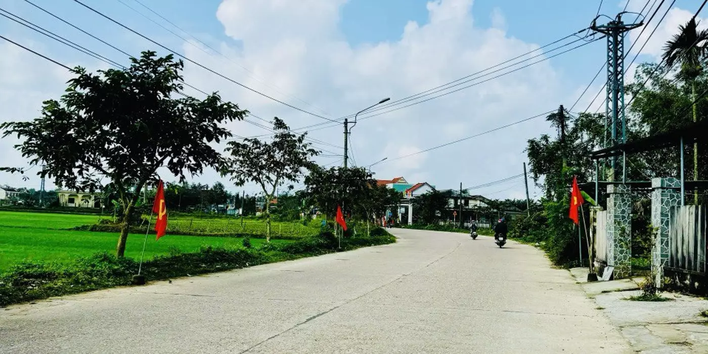 Chính chủ gửi bán lô đất mặt tiền tại xã Duy Thành