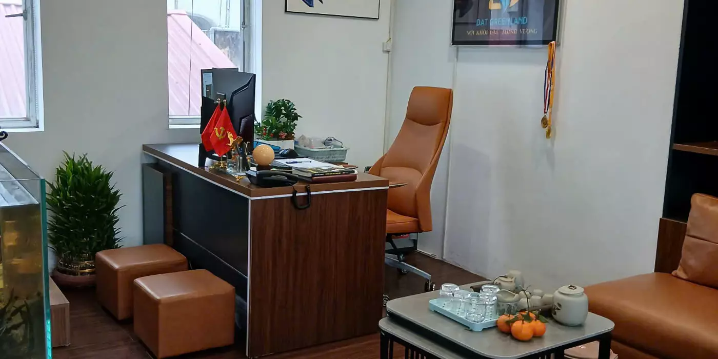 CC CHO THUÊ VP TẦNG 6 TÒA NHÀ MP PHỐ VƯƠNG THỪA VŨ-TX, DT 18M2, GIÁ 4 TR