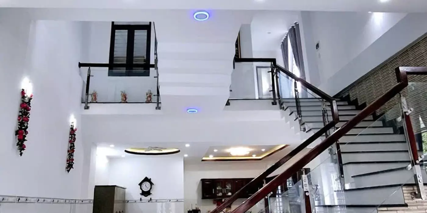 Siêu Phẩm - Bán Nhà Ngô Quyền Ô Tô Đỗ Vị Trí Cực Đẹp Giá Chỉ Nhỉnh 6 tỷ.