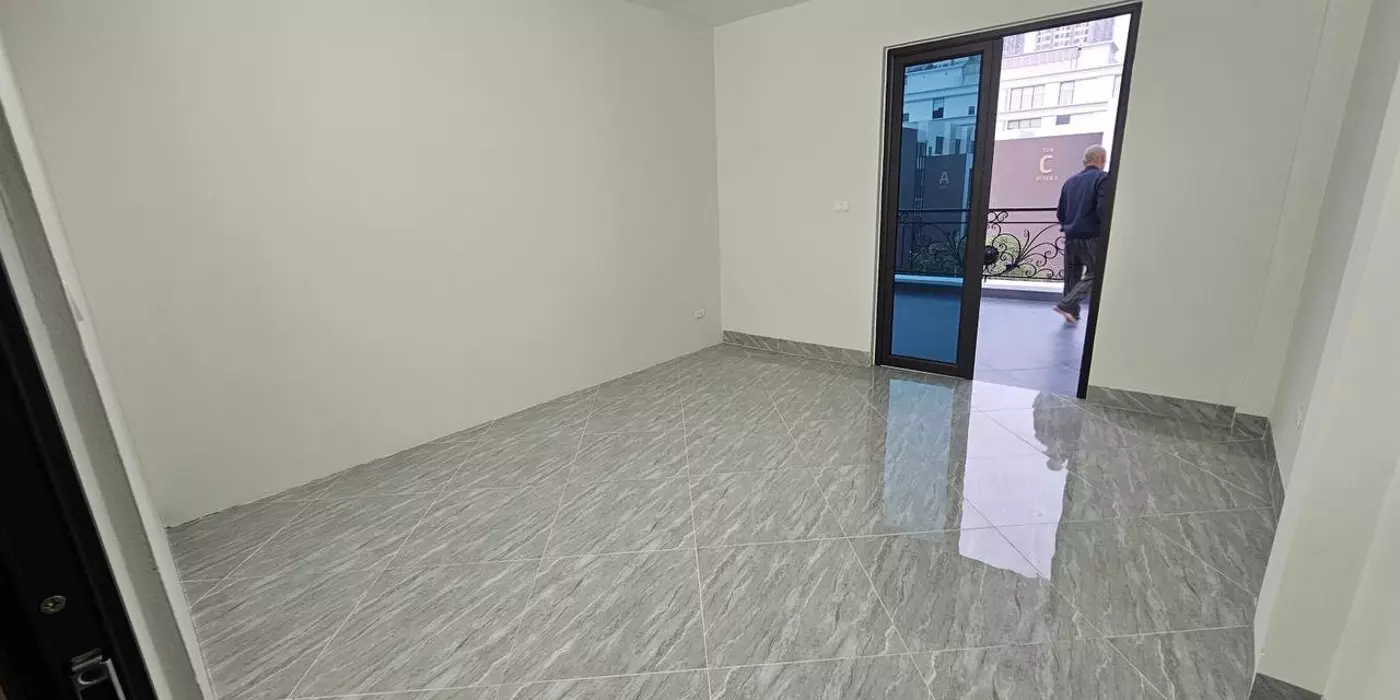 Bán nhà Tam Trinh giá 7.8 tỷ, diện tích 50m2, 5 tầng, mặt tiền 5m