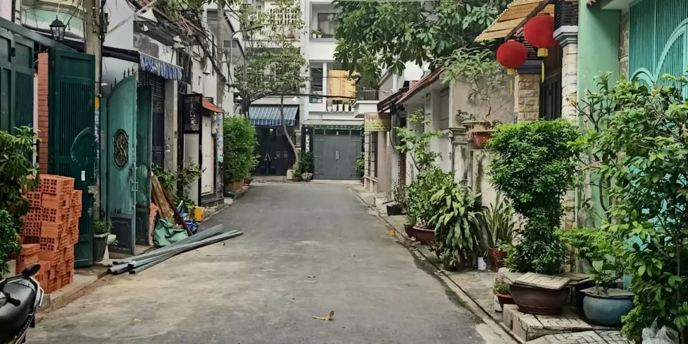 Tân Sơn Nhì HXH đậu cửa, nhà 3T mới ở ngay 4.4m x14m chỉ 6 tỷxx