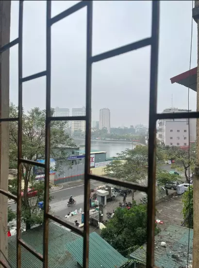 Bán nhà Ngọc Khánh – Ba Đình, 37m, 4 tầng, MT 3.5m, lô góc, mặt ngõ ô tô, 8m ra phố, nhỉnh 11 tỷ.