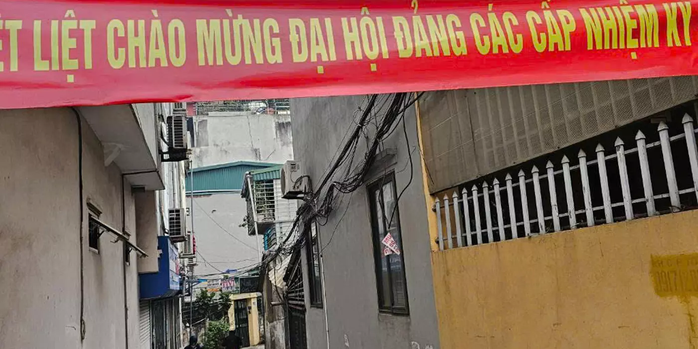 Bán 66m nguyễn khoái tặng nhà gần phố hai bà trưng