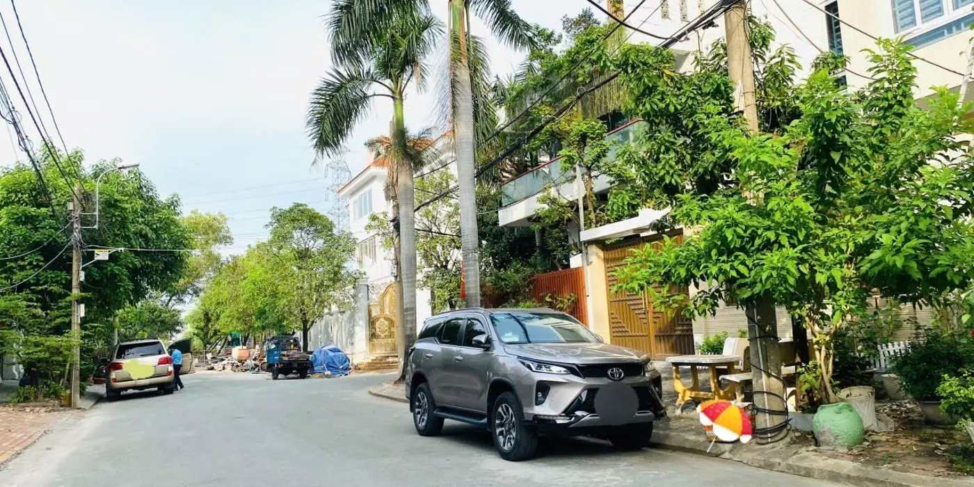 8x21m biệt thự KDC Nam Long - P Phú Thuận Q7 - 4 tầng đẹp - giá 21.9 tỷ
