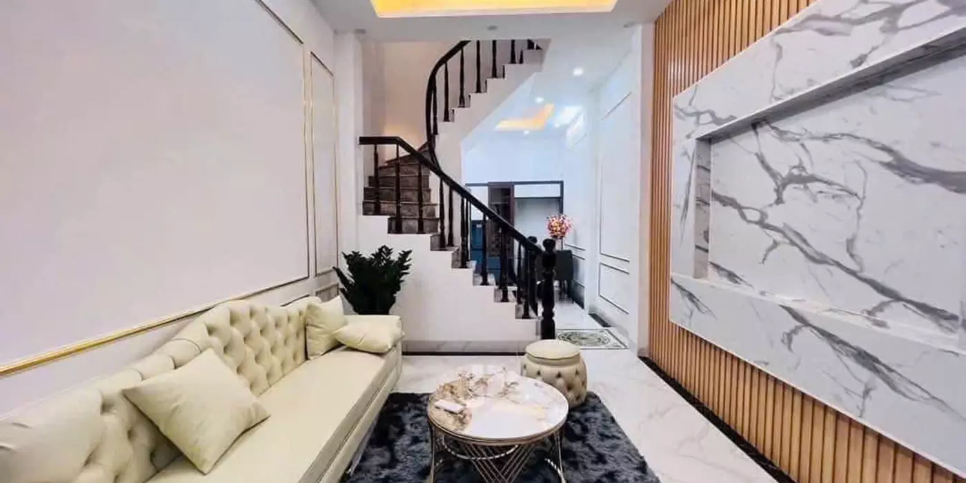 💥Ô tô đỗ cửa, Kinh doanh, phố Cầu Giấy 37/40m, 4T, Đẹp ở luôn, chỉ 9.7 tỷ💥