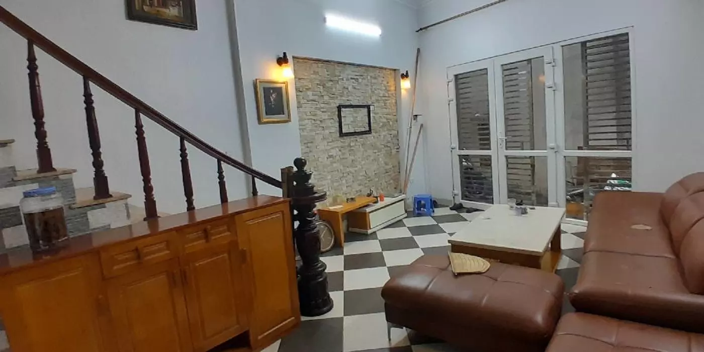 BÁN NHÀ PHỐ TÂY SƠN,LÕI ĐỐNG ĐA-Ô TÔ 20M, NHÀ ĐẸP 3 THOÁNG-FULL NỘI THẤT-NỞ HẬU