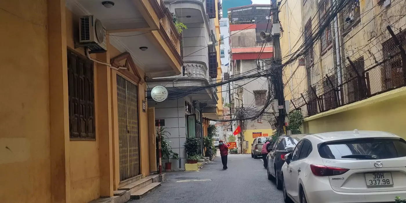 Bán nhà phân lô Nguyễn Chí Thanh 51m2, 3T, 2 mặt ngõ ô tô dừng đỗ an sinh đỉnh Đống Đa