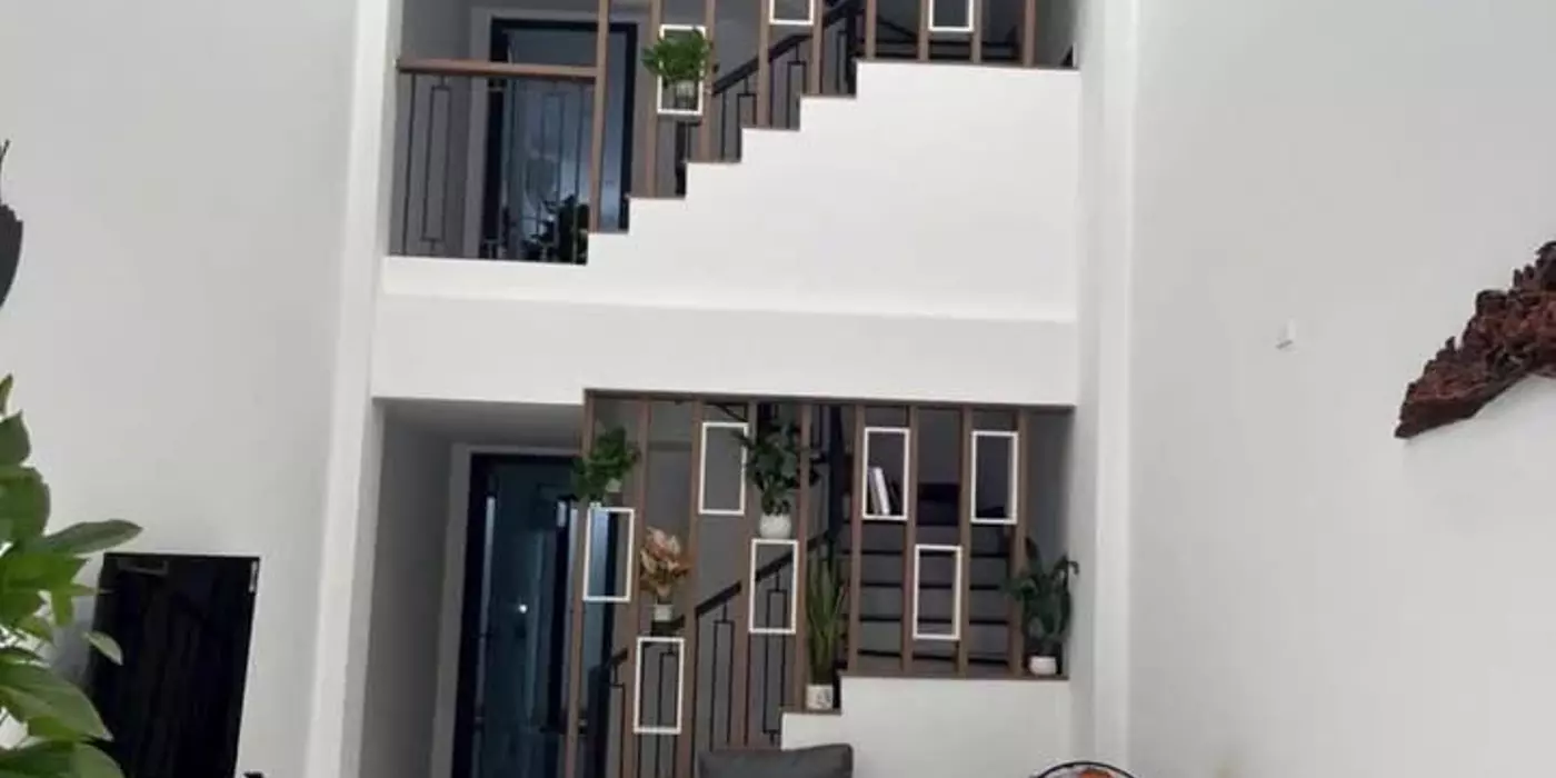 Nhà Cực Đẹp - Ô Tô Đỗ Cửa - Bán Nhà Lê Hữu trác Vị Trí Đẹp giá Tốt.