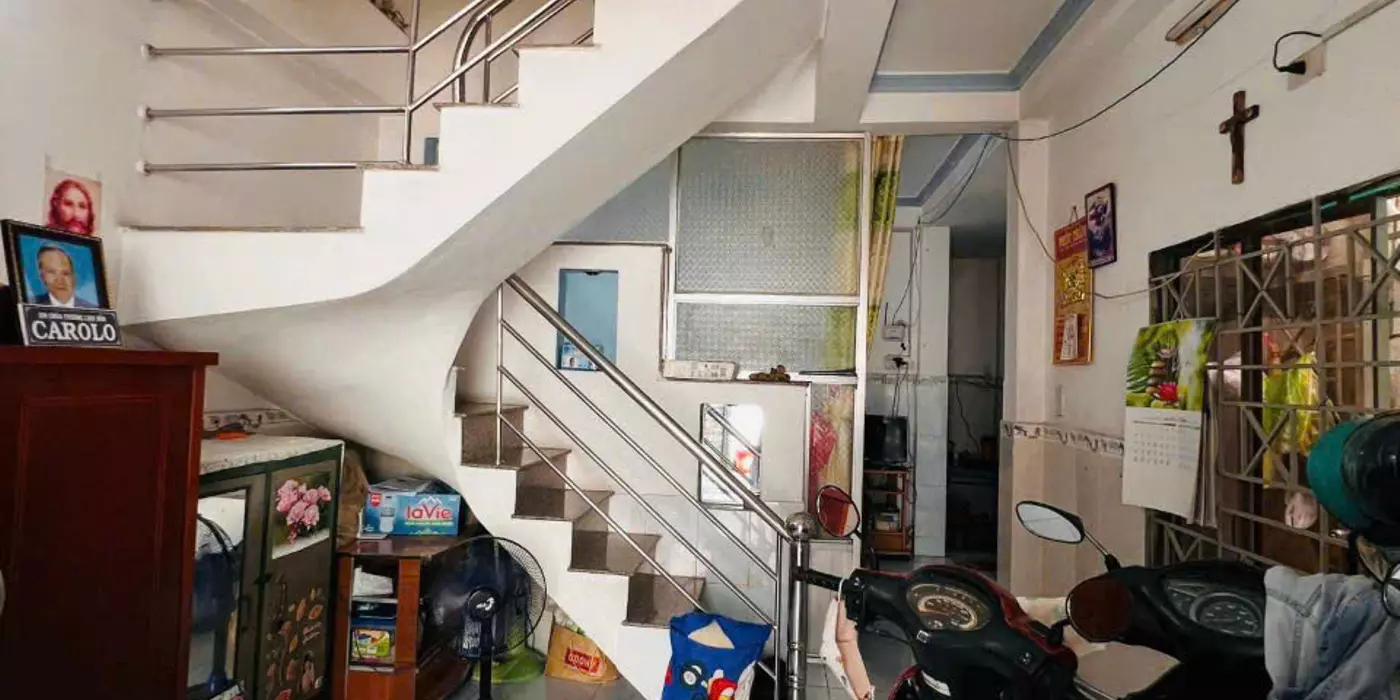 NHà 2 Tầng  43m2  SHR 3PN Tân Thới Hiệp Quận 12 Hẻm Xe Hơi Sát Gò Vấp