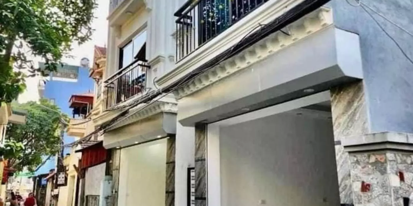 Bán nhà riêng cạnh Vinhomes Đan Phượng. Nhà 31m2 ngõ thông, Ôtô dừng đỗ cửa. Lh 0912651992