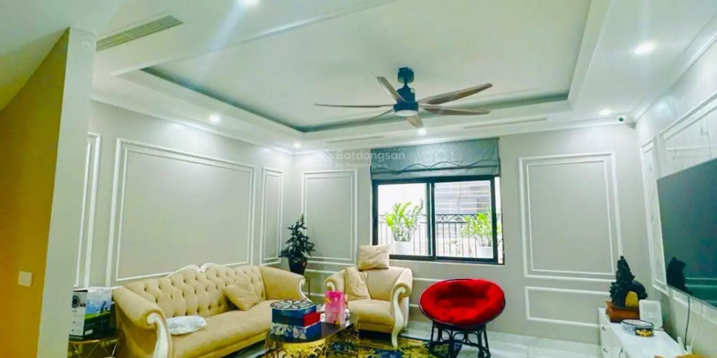 Bán nhà phố Xuân Đỉnh 60m2, xây 5 tầng, giá 13,5 tỷ, ô tô vào nhà - Lô Góc, mới đẹp