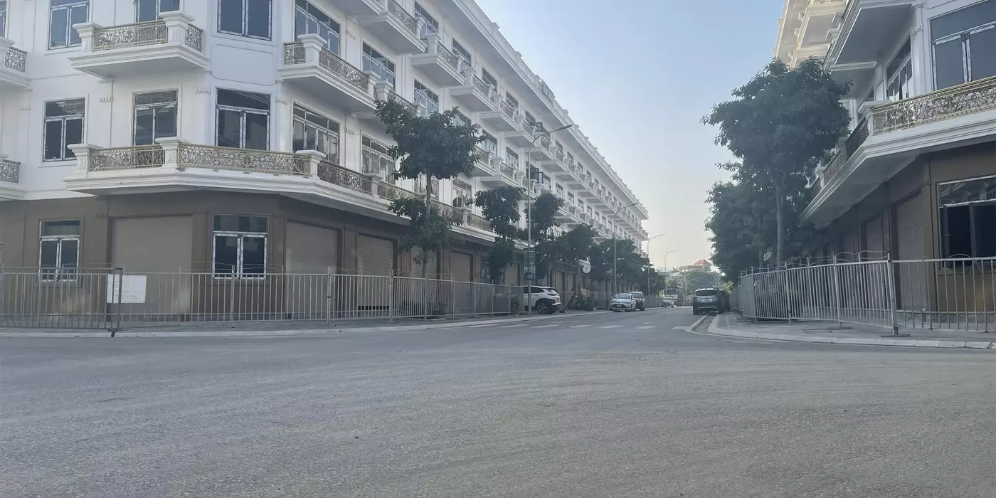 NHÀ 4 TẦNG, GIÁ 3 TỶ 250  (BAO SỔ)..HẠN TẦNG HOÀN THIỆN HOÀN TOÀN.  TP.THANH HÓA. LH: 0966 343 969