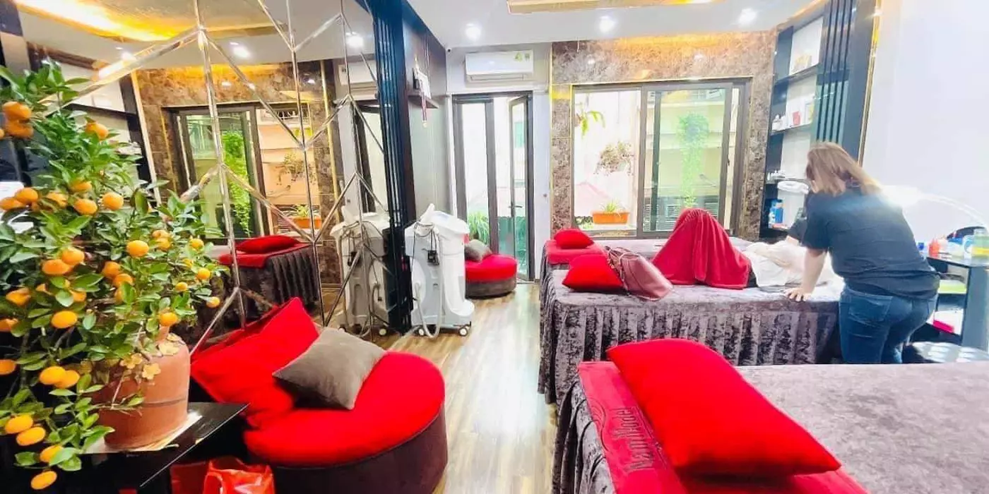 Bán nhà đẹp Nguyễn Chí Thanh 43m2, 5T, MT4.1m phân lô ô tô 13.9 tỷ hiếm quận Đống Đa