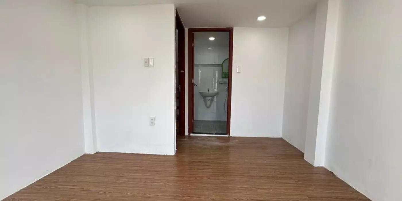 NHÀ ĐẸP 3 TẦNG 3PN. TT LINH CHIỂU SẦM UẤT NHẤT TP THỦ ĐỨC. 2.25TY. TL.