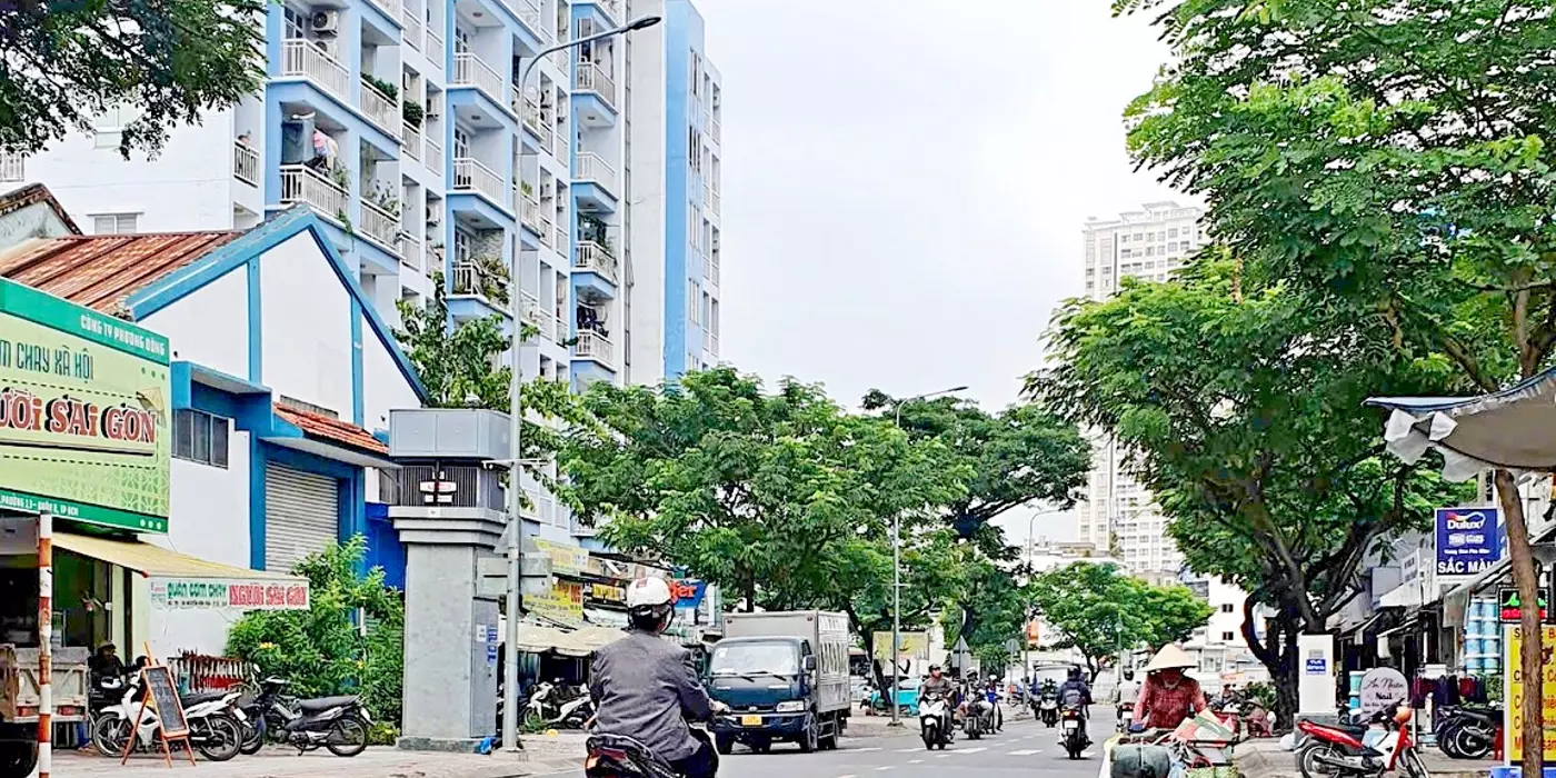 Mặt tiền Bến Bình Đông 4.5x20 chỉ 15 tỷ 7