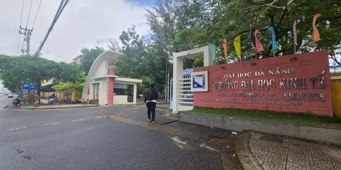 SIÊU DÒNG TIỀN - Bán Toà Căn Hộ ngay Đại Học Kinh Tế Đà Nẵng Dòng Tiền 80 triệu/ tháng.