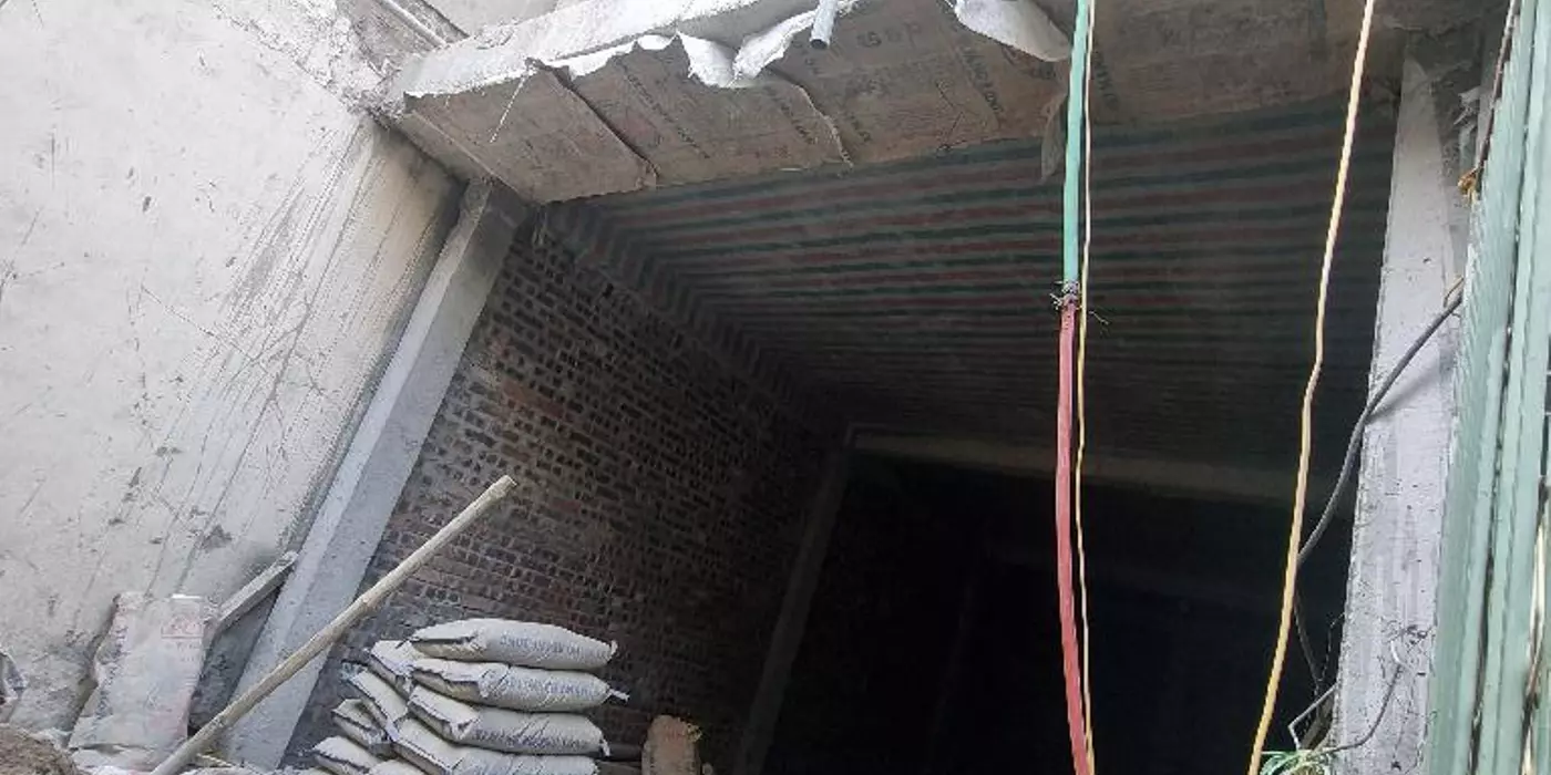Bán Nhà: Tựu Liệt, cách bx Nước Ngầm 1km , 55m2, Thang Máy, 6 Tầng, vài bước ra phố,: Hơn 8 tỷ
