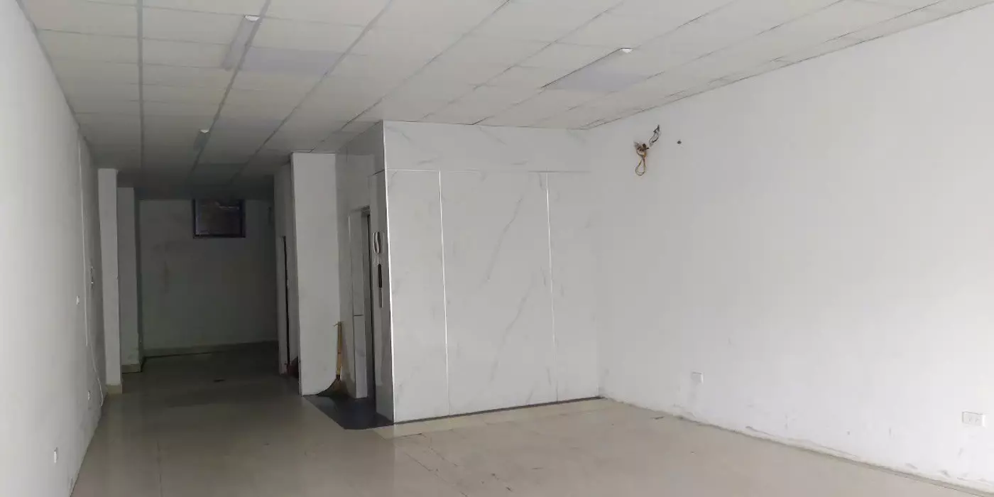 CC CHO THUÊ MẶT BẰNG TẦNG 1 LÀM KHO TẠI TÒA NHÀ MẶT PHỐ VŨ TÔNG PHAN - TX, DT 12M2, GIÁ 2.5 TR