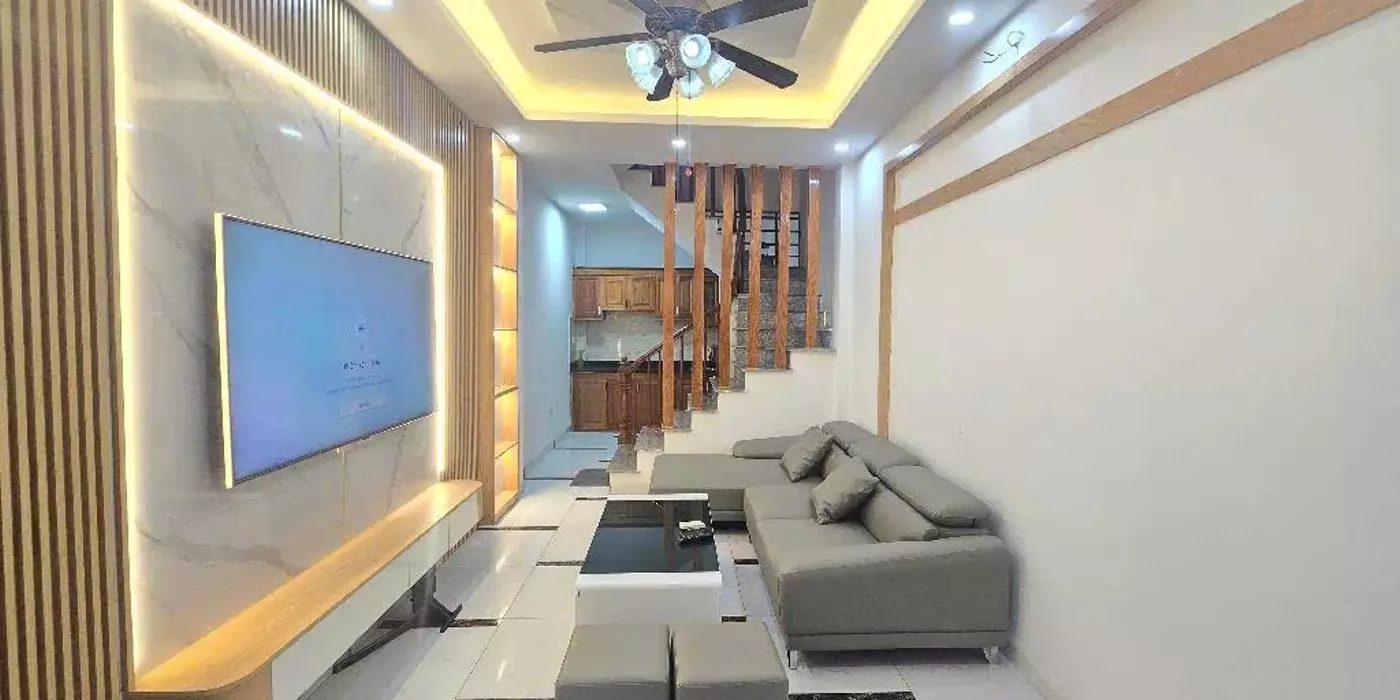 Bán nhà 35m², 5 tầng, 3PN, 4WC, Thanh Lân - Hoàng Mai - 5.2 tỷ - Sổ đỏ