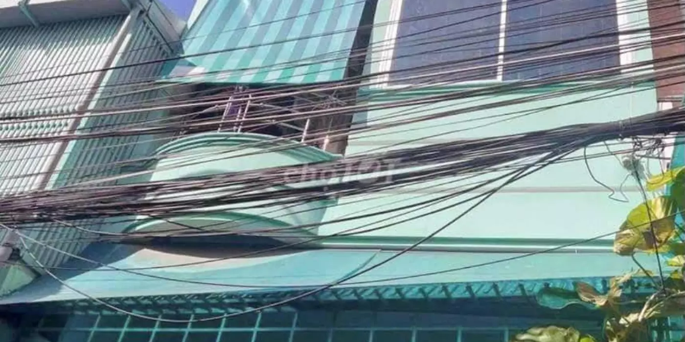 Bán nhà 3 tầng hẻm lê hồng phong khu máy nước giá chỉ 3ty2