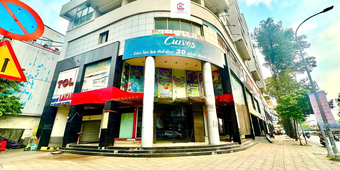 Cho Thuê Nhà Góc 2 Mặt Tiền:98-126 Nguyễn Tri Phương+ Nguyễn Trãi, P.7, Quận 5