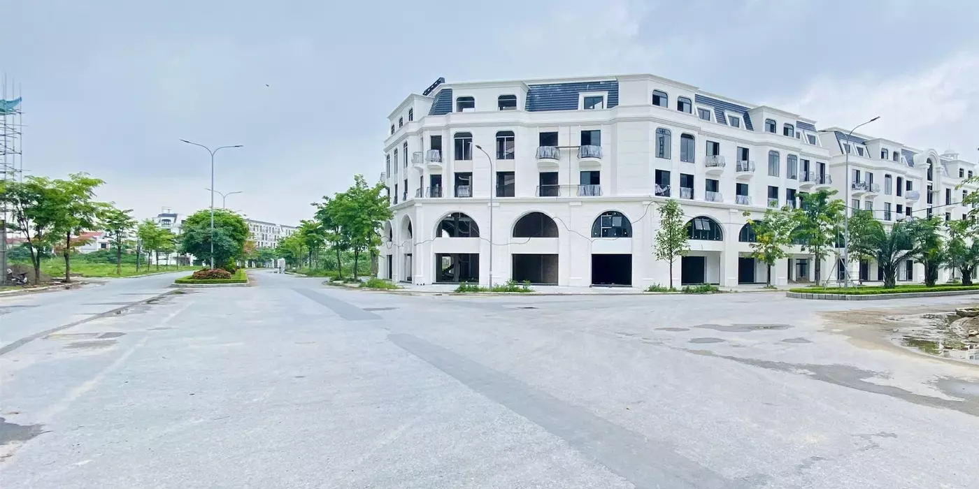 #BÁN NHÀ 5 TẦNG 100M2, MẶT TIỀN 5m, TRUÓC NHÀ Ô TÔ TRÁNH. CÓ LỐI ĐI PHÍA SAU, GARA OTO
