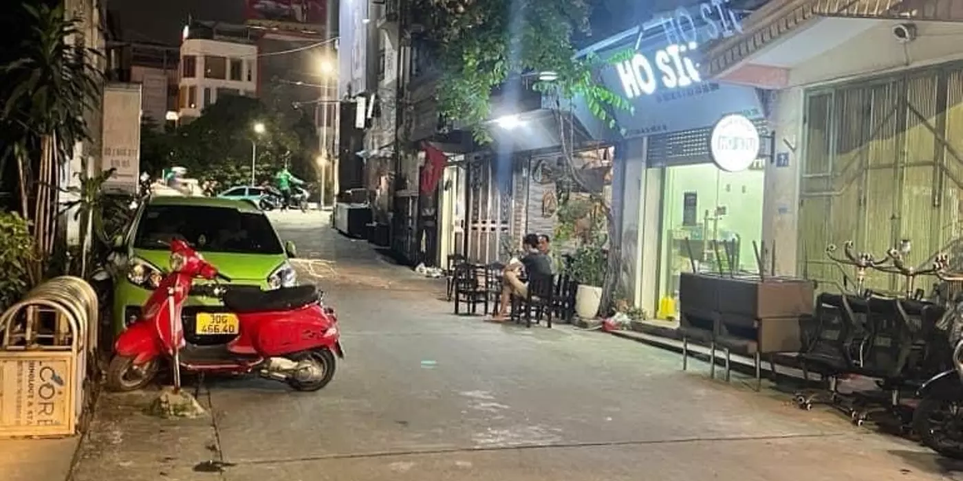 Bán nhà Kim Mã 39M, ô tô đỗ cửa, cách phố 30m, 5 tầng 5 ngủ, chỉ hơn 7 tỷ!