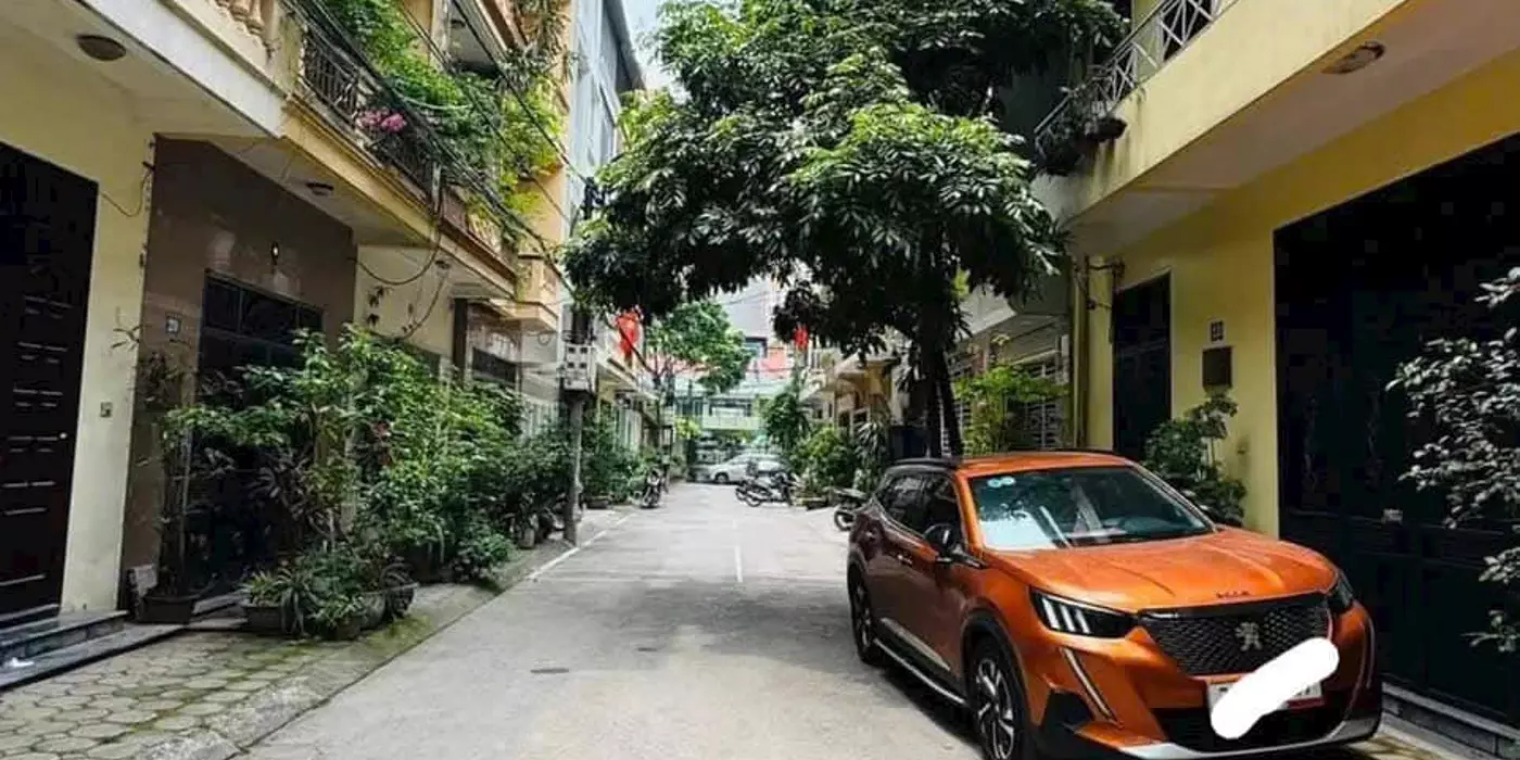 ⭕️ Bán Biệt thự cầu giấy- Chủ nhà là gia đình 3 thế hệ ở rất có lộc + Giá 💵: 65 tỷ ( thương lượng)